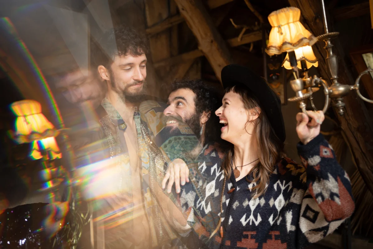 Die Mitglieder der Band Karmakind.